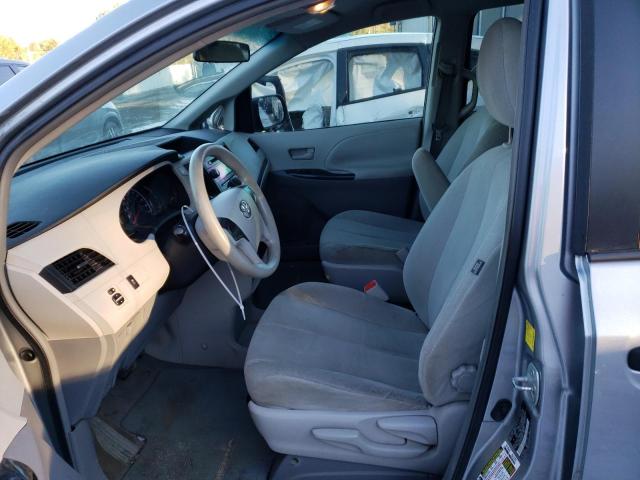 Photo 7 from auction – 2011 TOYOTA SIENNA with VIN 5TDZK3DCXBS049813