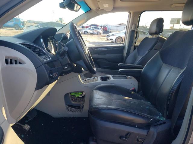 Photo 7 from auction – 2015 CHRYSLER TOWN & COU with VIN 2C4RC1GG2FR710782