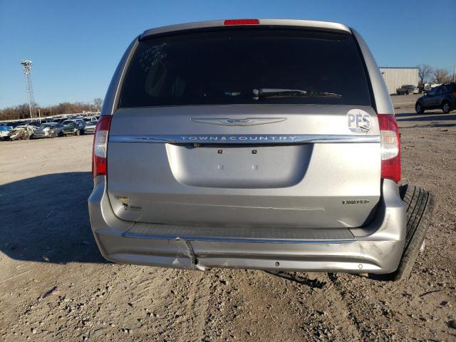 Photo 6 from auction – 2015 CHRYSLER TOWN & COU with VIN 2C4RC1GG2FR710782