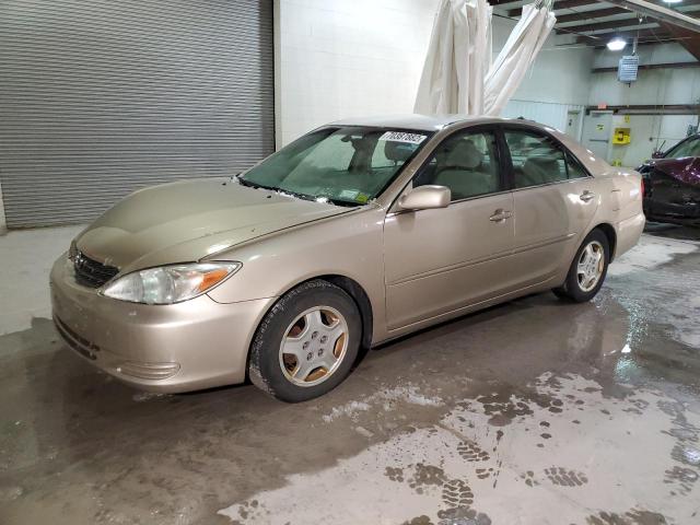 TOYOTA CAMRY LE 2002 with VIN 4T1BF32KX2U017001 - Photo from auction