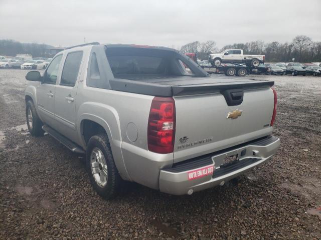 Photo 2 from auction – 2010 CHEVROLET AVALANCHE with VIN 3GNVKFE00AG120302
