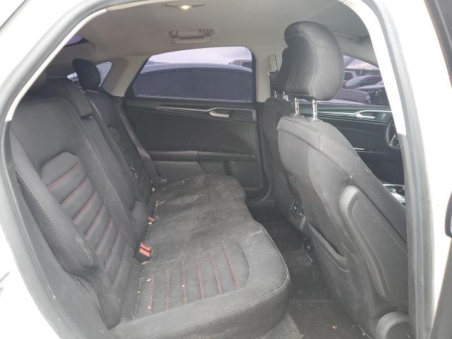 Photo 10 from auction – 2015 FORD FUSION SE with VIN 3FA6P0LU1FR215793