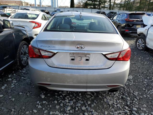 Photo 6 from auction – 2011 HYUNDAI SONATA SE with VIN 5NPEC4AC4BH101061