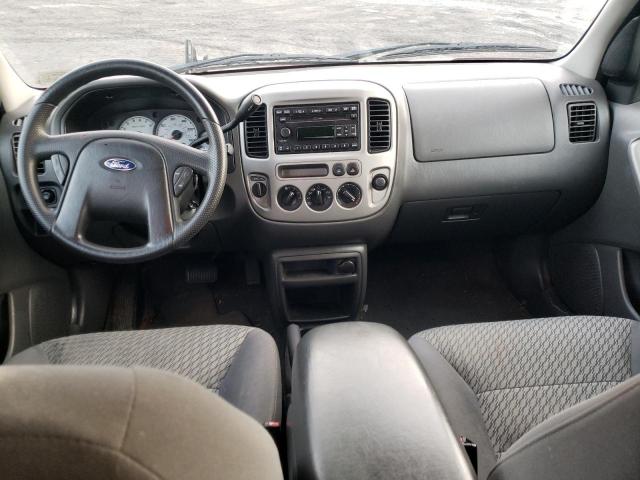 Photo 8 from auction – 2004 FORD ESCAPE with VIN 1FMYU93164KA55901