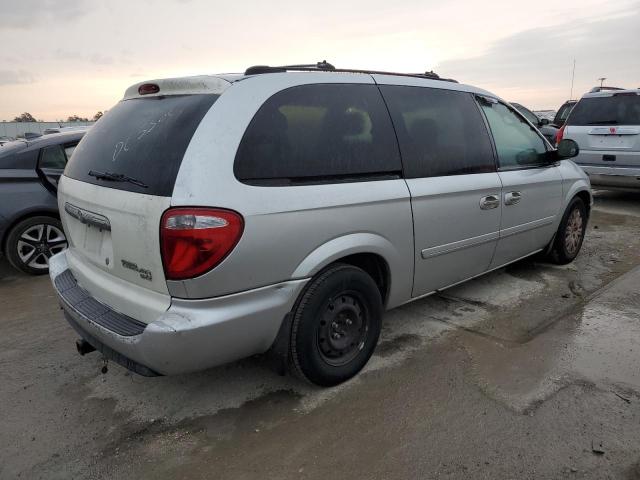 Photo 3 from auction – 2005 CHRYSLER TOWN & COU with VIN 2C4GP44R95R133704