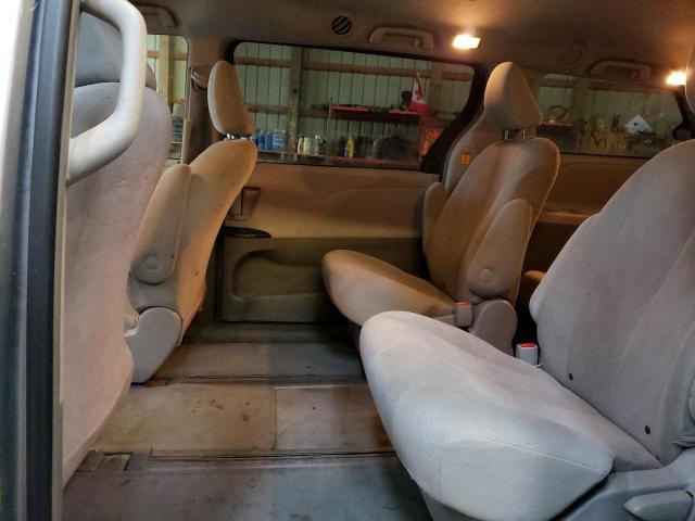 Photo 11 from auction – 2011 TOYOTA SIENNA with VIN 5TDZK3DC3BS118874