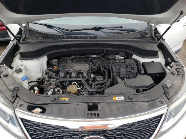 Photo 12 from auction – 2014 KIA SORENTO LX with VIN 5XYKTDA76EG452829