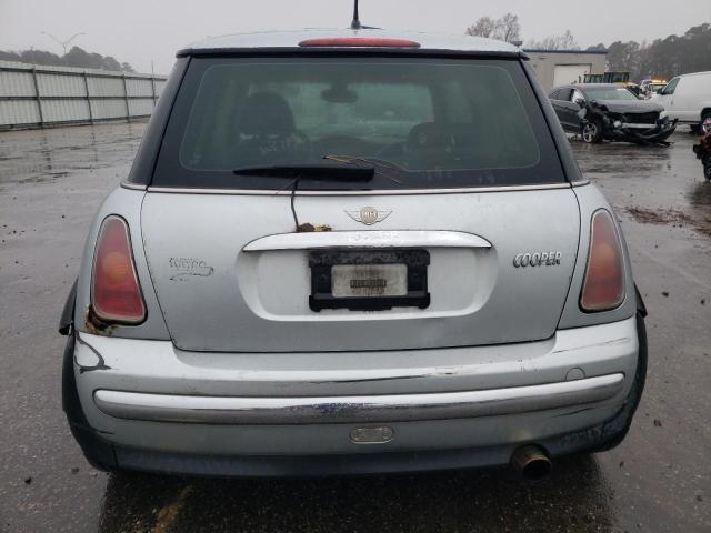 Photo 6 from auction – 2004 MINI COOPER with VIN WMWRC33454TJ57670