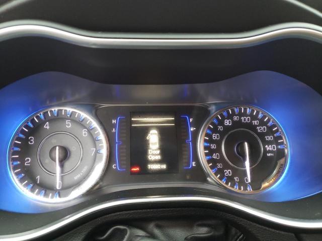 Photo 9 from auction – 2015 CHRYSLER 200 LIMITE with VIN 1C3CCCAB6FN750444