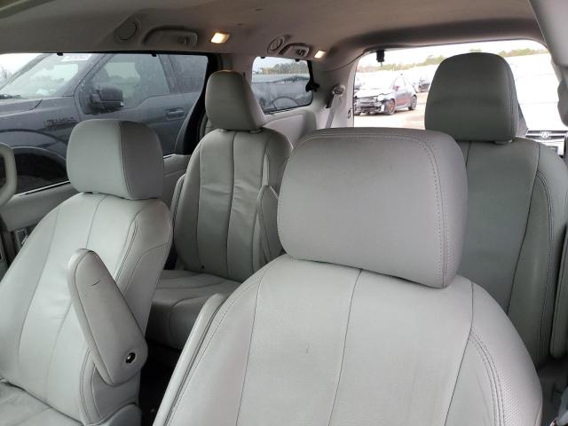 Photo 10 from auction – 2012 TOYOTA SIENNA XLE with VIN 5TDYK3DCXCS251726