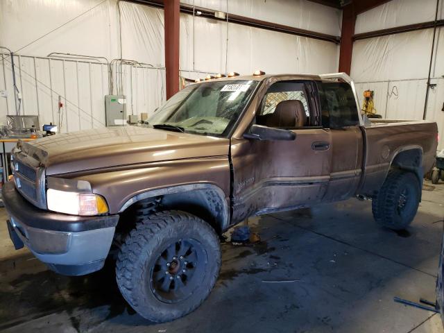 DODGE RAM 2500 2000 with VIN 3B7KF2364YG158657 - Photo from auction