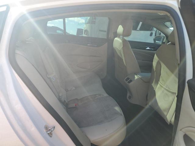 Photo 10 from auction – 2018 BUICK REGAL PREF with VIN W04GM6SX3J1146933
