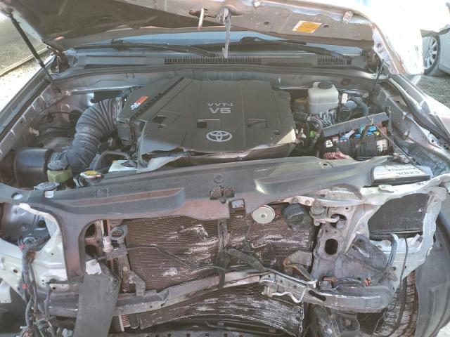 Photo 12 from auction – 2005 TOYOTA 4RUNNER SR with VIN JTEZU14R350060500