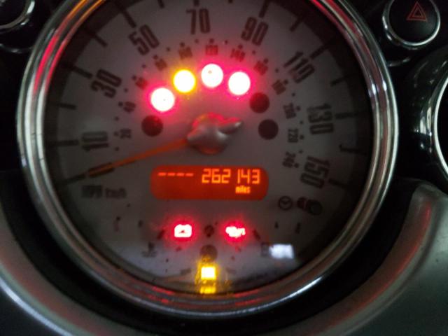 Photo 9 from auction – 2006 MINI COOPER with VIN WMWRC33506TK65206