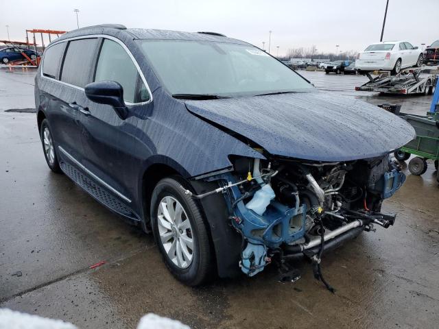 Photo 4 from auction – 2017 CHRYSLER PACIFICA T with VIN 2C4RC1BG2HR520653