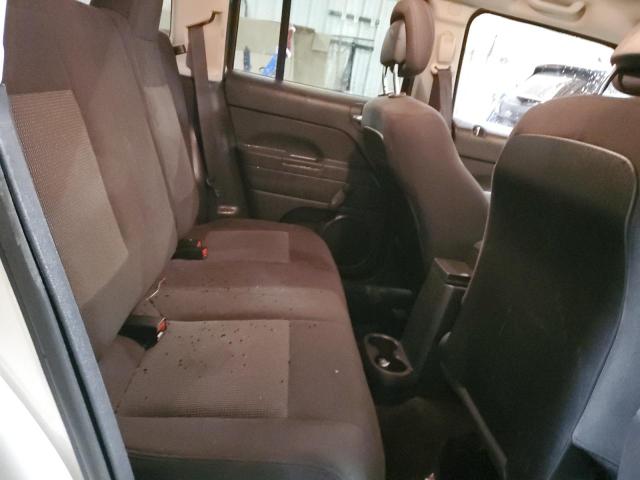Photo 10 from auction – 2015 JEEP PATRIOT SP with VIN 1C4NJPBBXFD341272