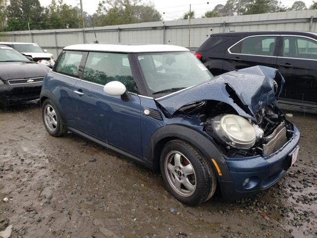 Photo 4 from auction – 2009 MINI COOPER with VIN WMWMF33589TW79677