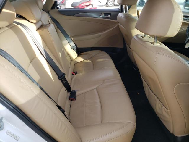 Photo 10 from auction – 2013 HYUNDAI SONATA HYB with VIN KMHEC4A40DA075105