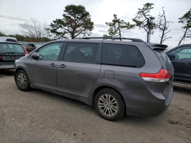 Photo 2 from auction – 2012 TOYOTA SIENNA XLE with VIN 5TDYK3DCXCS251726