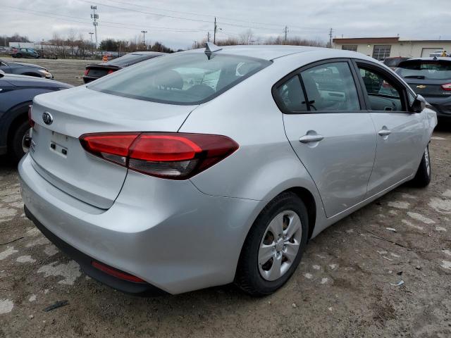 Photo 3 from auction – 2017 KIA FORTE LX with VIN 3KPFK4A77HE083744