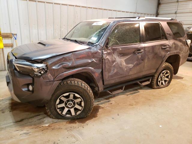 TOYOTA 4RUNNER SR 2017 with VIN JTEBU5JR6H5466114 - Photo from auction