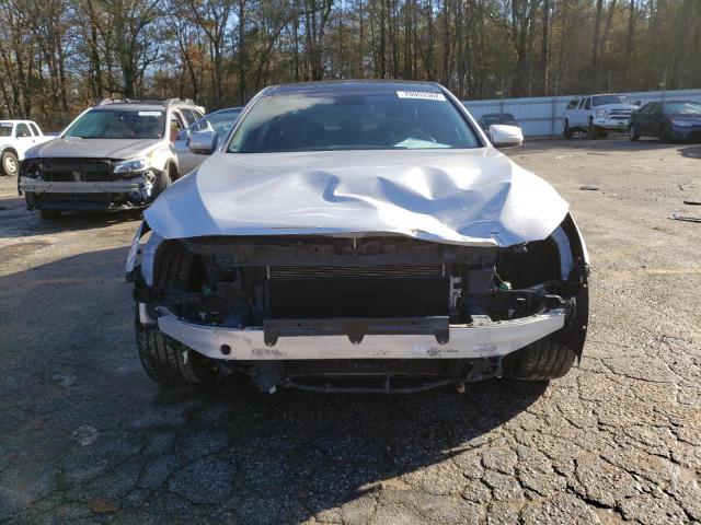 Photo 5 from auction – 2015 HYUNDAI GENESIS 3. with VIN KMHGN4JE3FU047408