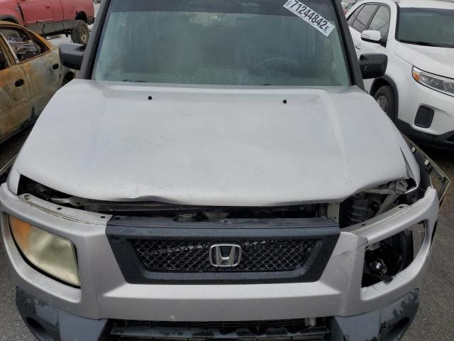 Photo 12 from auction – 2006 HONDA ELEMENT EX with VIN 5J6YH187X6L000253
