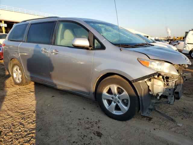 Photo 4 from auction – 2011 TOYOTA SIENNA LE with VIN 5TDKK3DC9BS151718