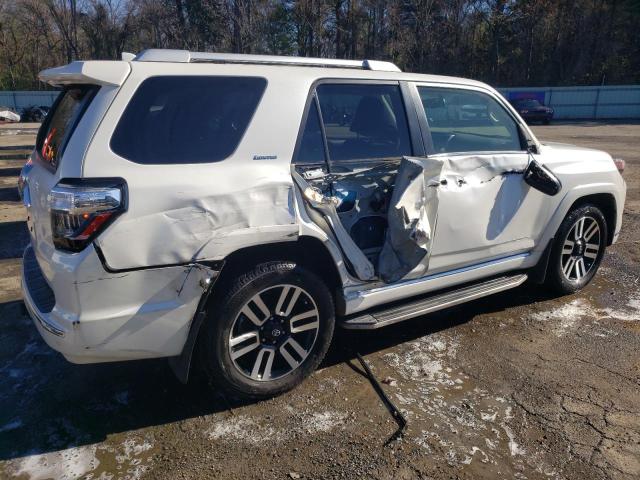 Photo 9 from auction – 2018 TOYOTA 4RUNNER SR with VIN JTEZU5JR8J5174355