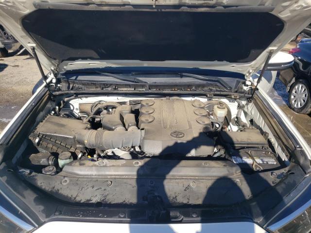 Photo 7 from auction – 2018 TOYOTA 4RUNNER SR with VIN JTEZU5JR8J5174355
