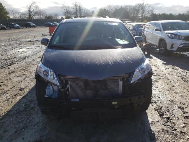 Photo 5 from auction – 2018 TOYOTA SIENNA XLE with VIN 5TDYZ3DC3JS949250
