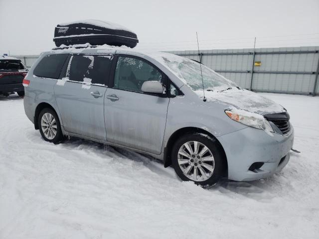 Photo 4 from auction – 2014 TOYOTA SIENNA LE with VIN 5TDJK3DC5ES072062