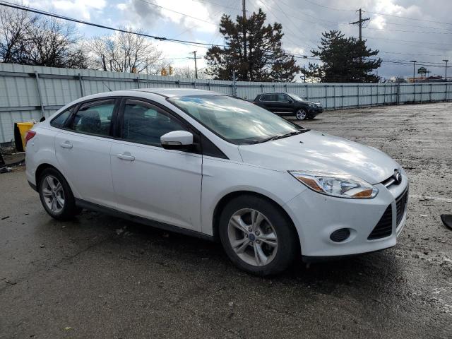 Photo 4 from auction – 2014 FORD FOCUS SE with VIN 1FADP3F20EL450329