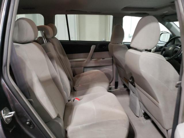 Photo 11 from auction – 2010 TOYOTA HIGHLANDER with VIN 5TDBK3EH2AS007582