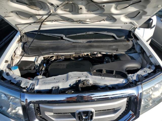 Photo 12 from auction – 2011 HONDA PILOT LX with VIN 5FNYF3H27BB042808