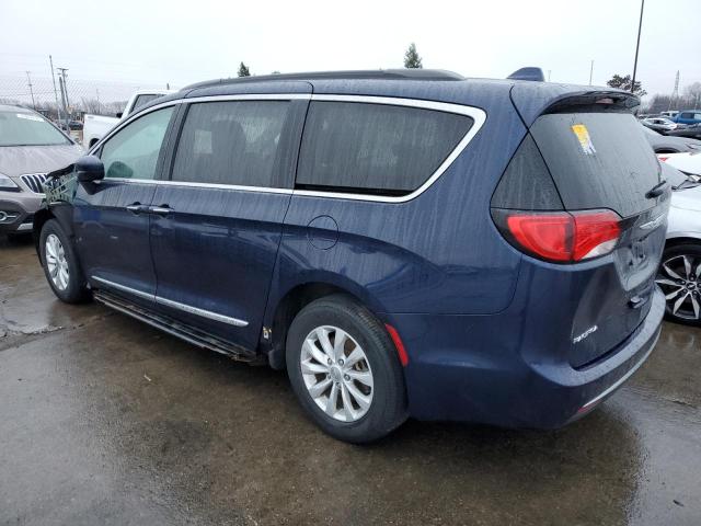 Photo 2 from auction – 2017 CHRYSLER PACIFICA T with VIN 2C4RC1BG2HR520653