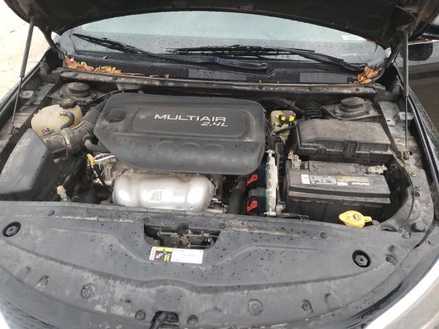 Photo 11 from auction – 2016 CHRYSLER 200 LIMITE with VIN 1C3CCCAB7GN167186