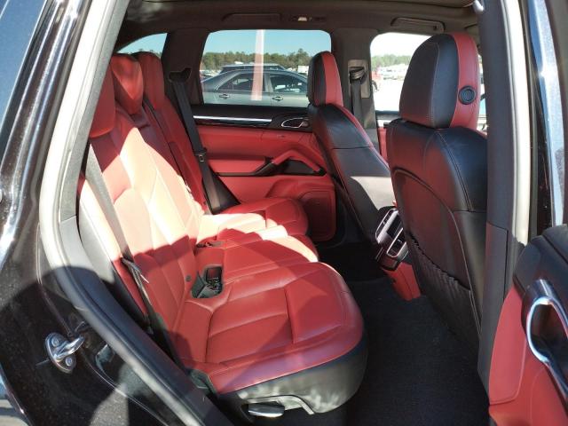 Photo 11 from auction – 2016 PORSCHE CAYENNE S with VIN WP1AB2A28GLA93612