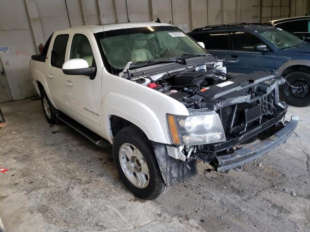 Photo 4 from auction – 2010 CHEVROLET AVALANCHE with VIN 3GNVKFE00AG290689