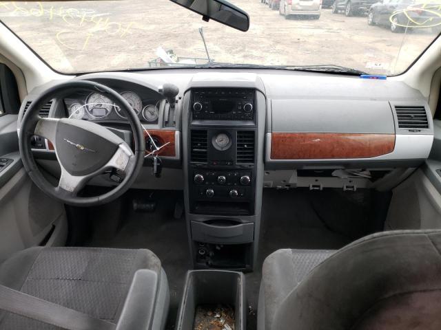 Photo 8 from auction – 2008 CHRYSLER TOWN & COU with VIN 2A8HR54P38R716656
