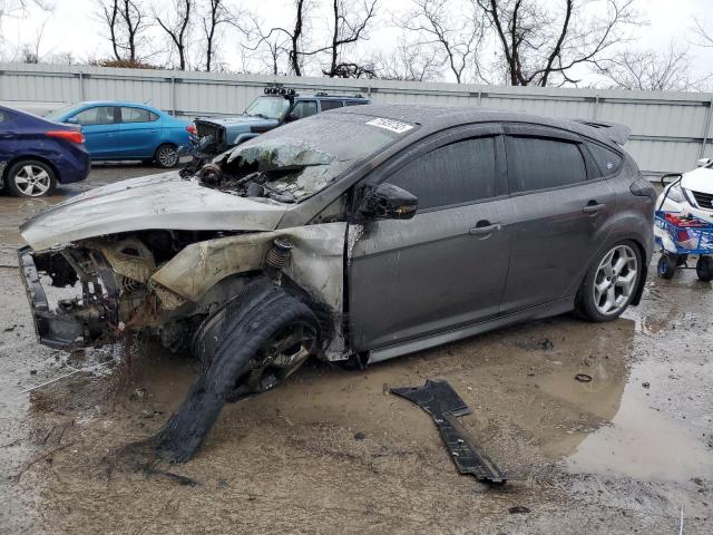 FORD FOCUS ST 2016 with VIN 1FADP3L90GL211741 - Photo from auction
