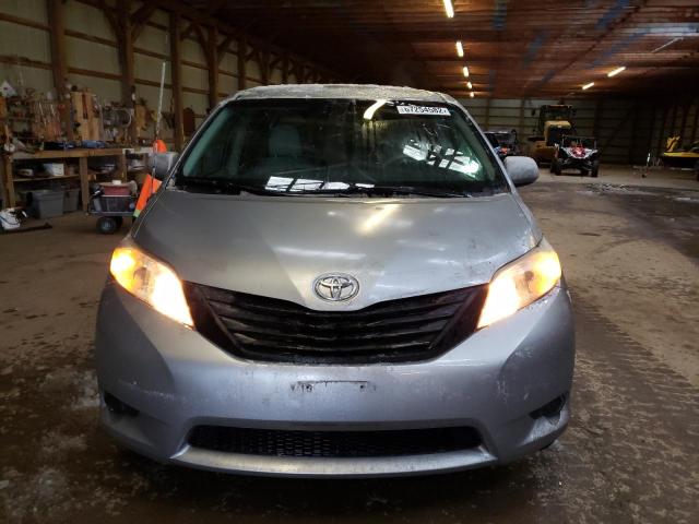 Photo 5 from auction – 2011 TOYOTA SIENNA with VIN 5TDZK3DC3BS118874