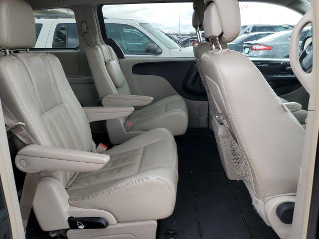 Photo 11 from auction – 2013 CHRYSLER TOWN & COU with VIN 2C4RC1BG2DR747593