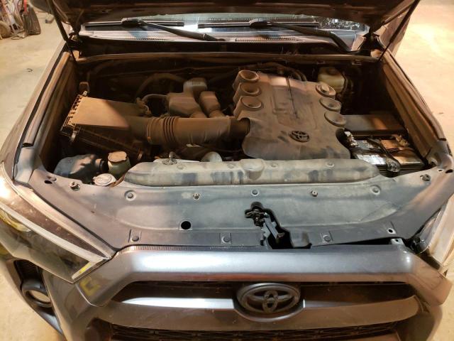 Photo 12 from auction – 2017 TOYOTA 4RUNNER SR with VIN JTEBU5JR6H5466114