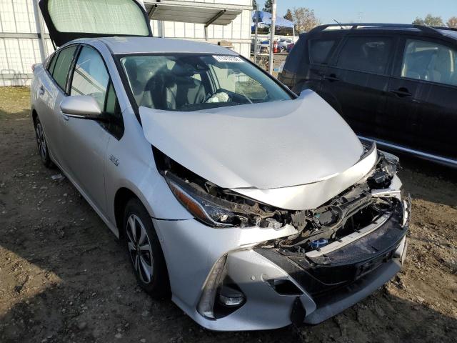 Photo 4 from auction – 2017 TOYOTA PRIUS PRIM with VIN JTDKARFP5H3049221