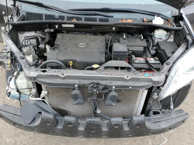 Photo 12 from auction – 2012 TOYOTA SIENNA XLE with VIN 5TDYK3DCXCS251726