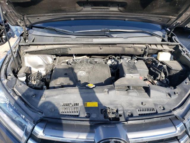 Foto 12 de la subasta – 2017 TOYOTA HIGHLANDER con VIN 5TDDZRFH1HS410680