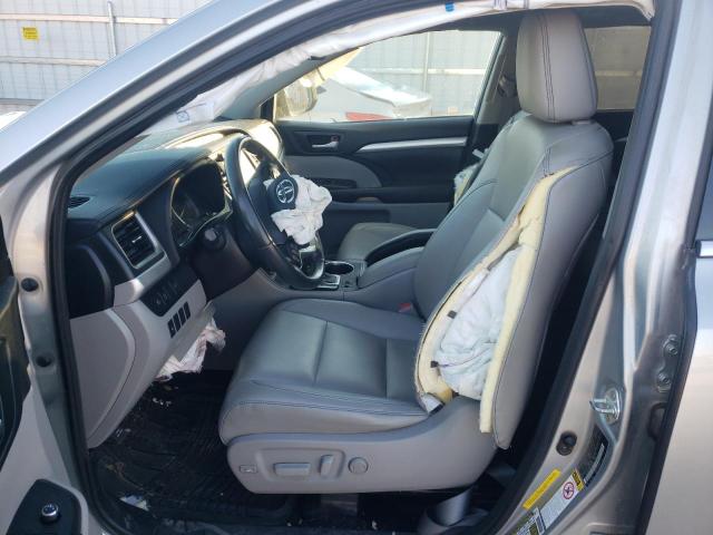 Photo 7 from auction – 2019 TOYOTA HIGHLANDER with VIN 5TDKZRFHXKS556462