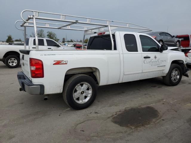 Photo 3 from auction – 2010 CHEVROLET SILVERADO with VIN 1GCSCSE09AZ270099