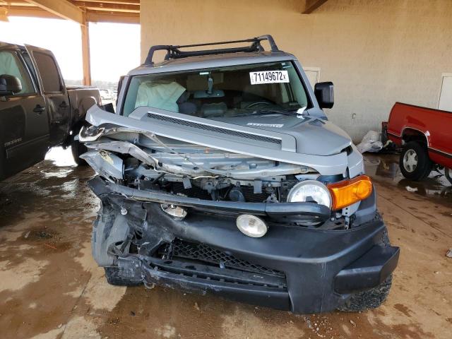 Photo 12 from auction – 2013 TOYOTA FJ CRUISER with VIN JTEBU4BF0DK160486